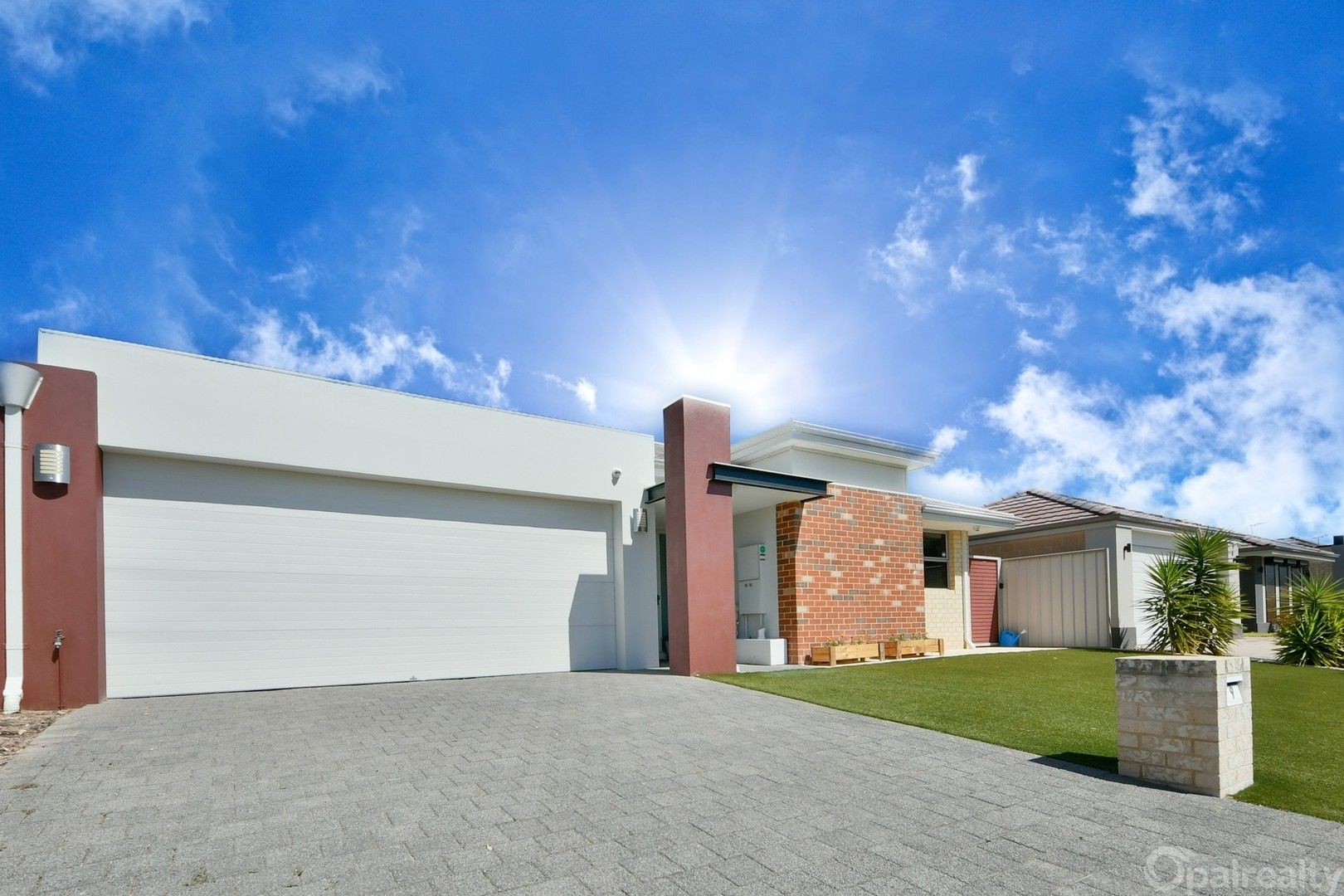 4 bedrooms House in  SECRET HARBOUR WA, 6173