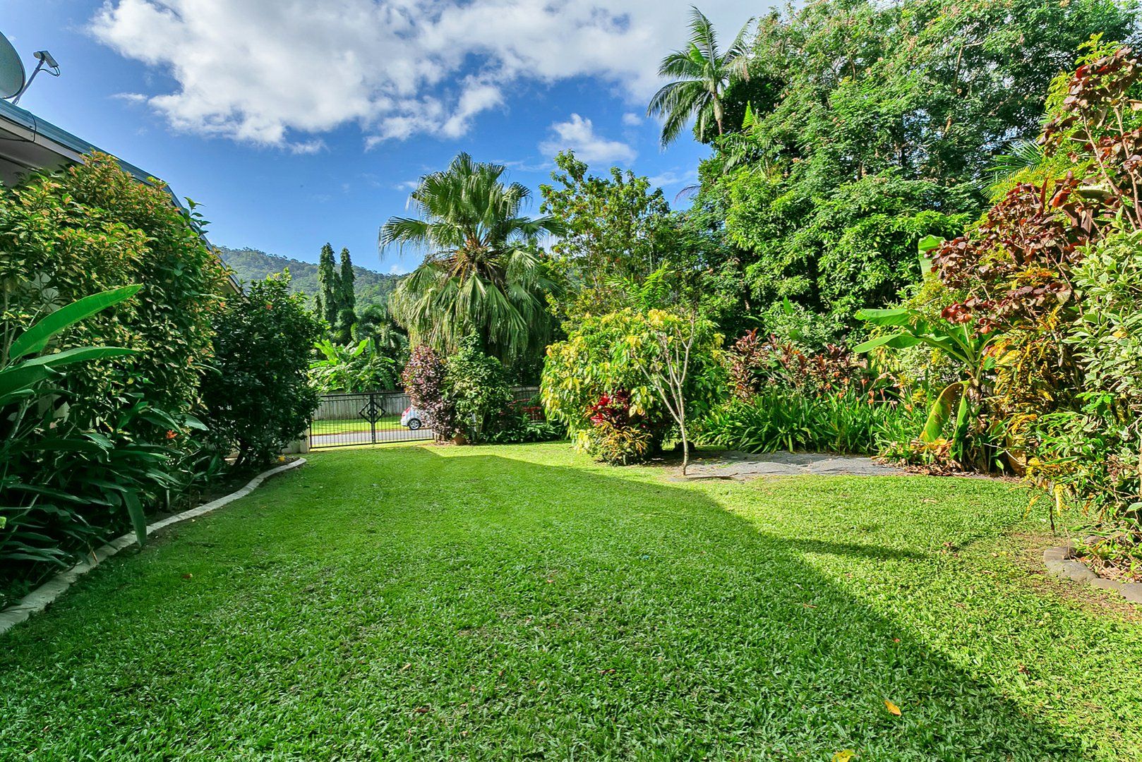 1-3 Montrose Avenue, Edge Hill QLD 4870, Image 1