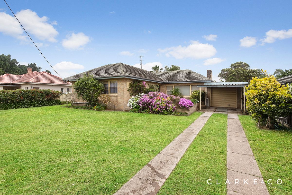 3 bedrooms House in 120 Paterson Road BOLWARRA NSW, 2320