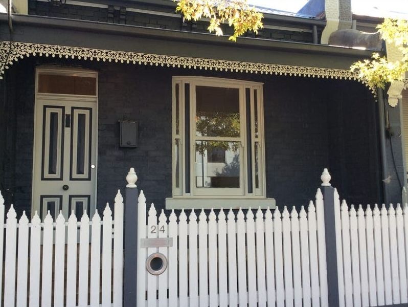 2 bedrooms House in 24 Victoria Street FOOTSCRAY VIC, 3011