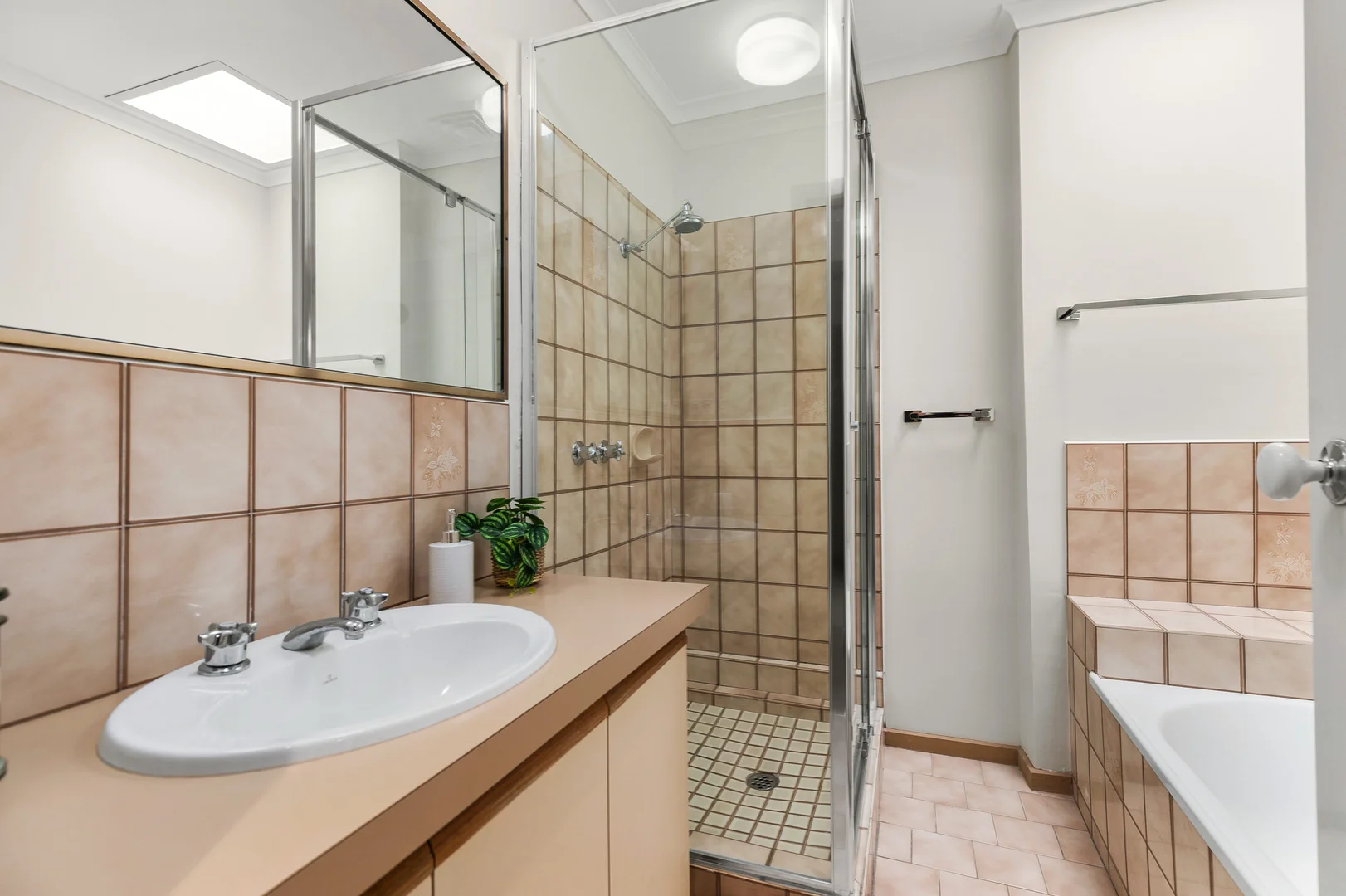 Additional image 5 of 3/45 Lytton St, Glenroy VIC 3046