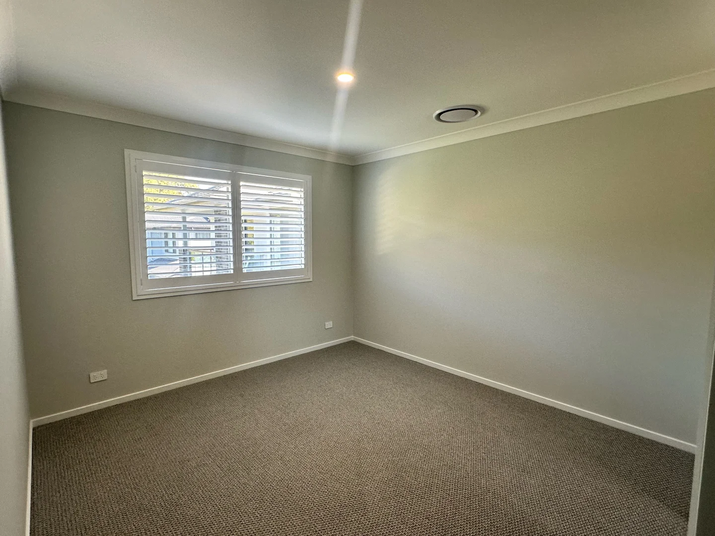 Additional image 11 of 5 Coastview Place, Victoria Point QLD 4165