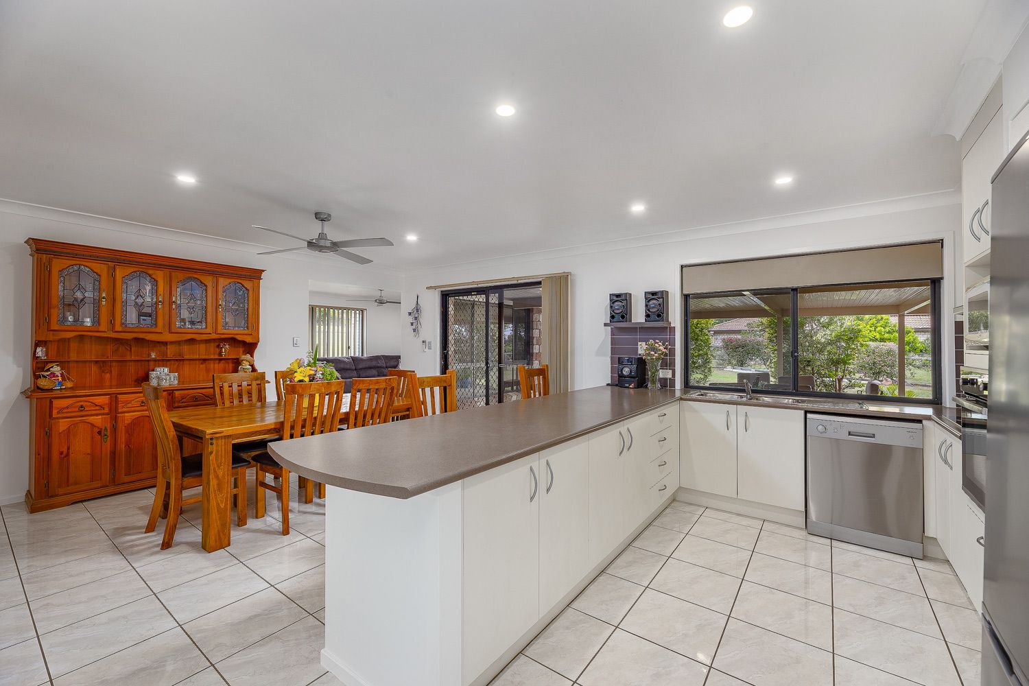 14-16 PARKHURST PLACE, Gleneagle QLD 4285, Image 2