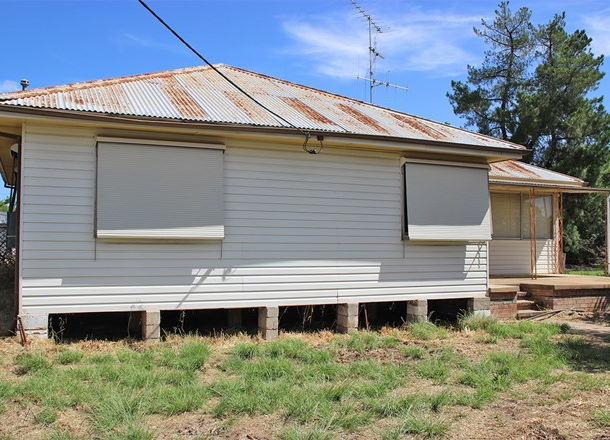 130 Dalgarno Street, Coonabarabran NSW 2357