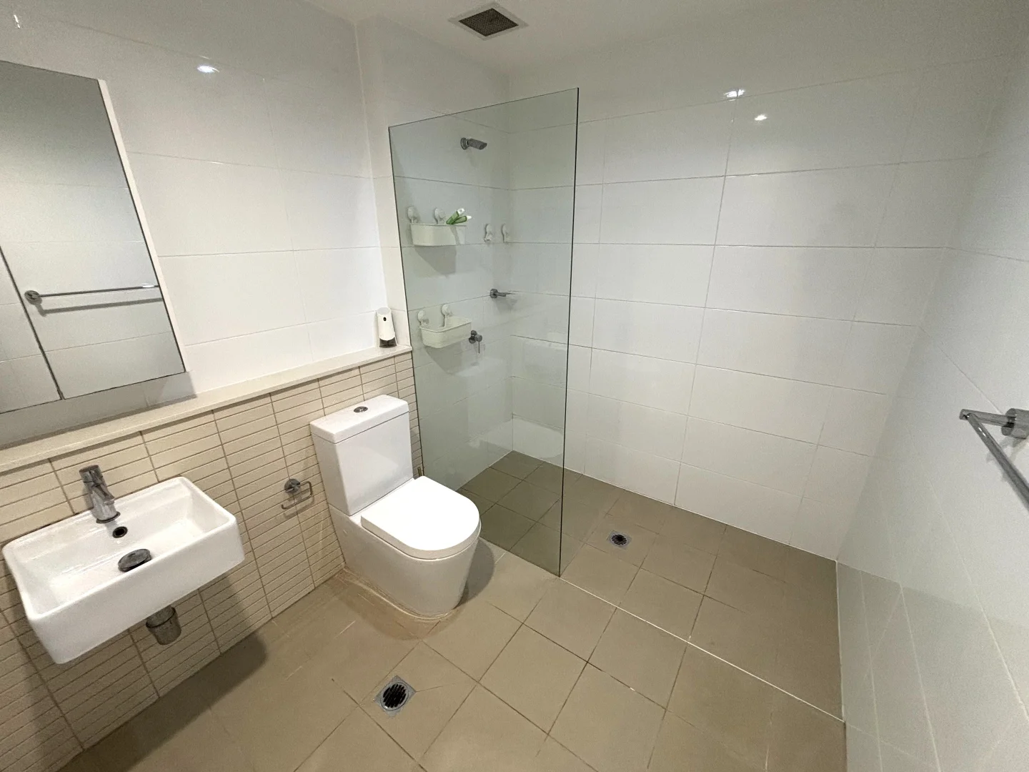 Additional image 4 of 206/11D Mashman Avenue, Kingsgrove NSW 2208