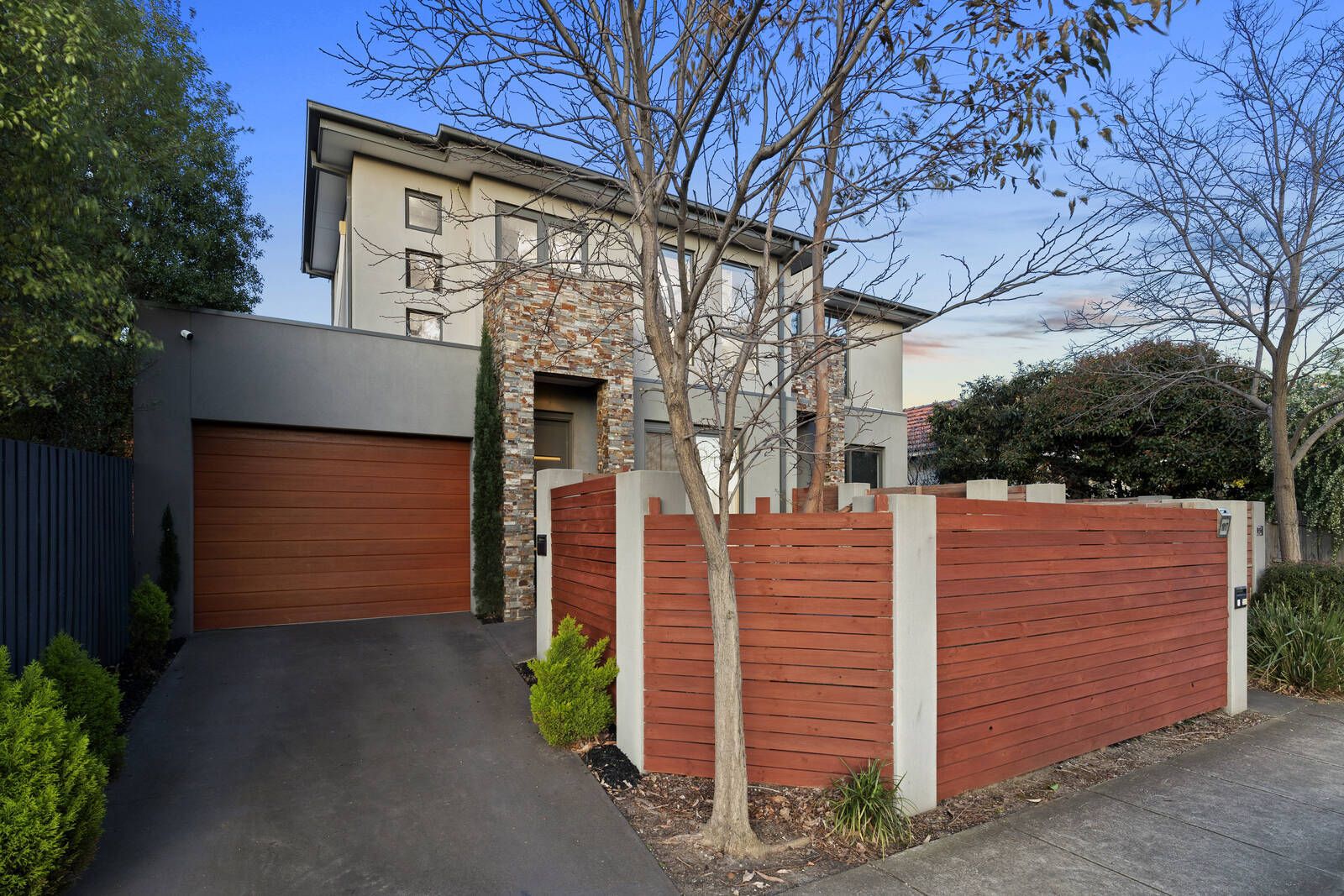 3 bedrooms Townhouse in 1/1017 Nepean Highway MOORABBIN VIC, 3189