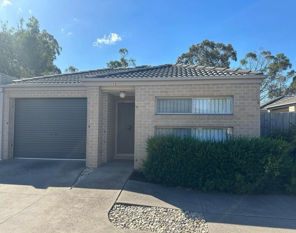 13/34 Sir Thomas Drive, Pakenham VIC 3810