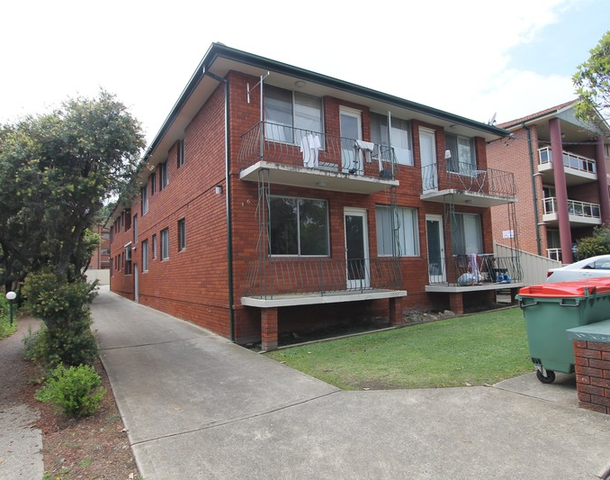 4/36 Sproule Street, Lakemba NSW 2195
