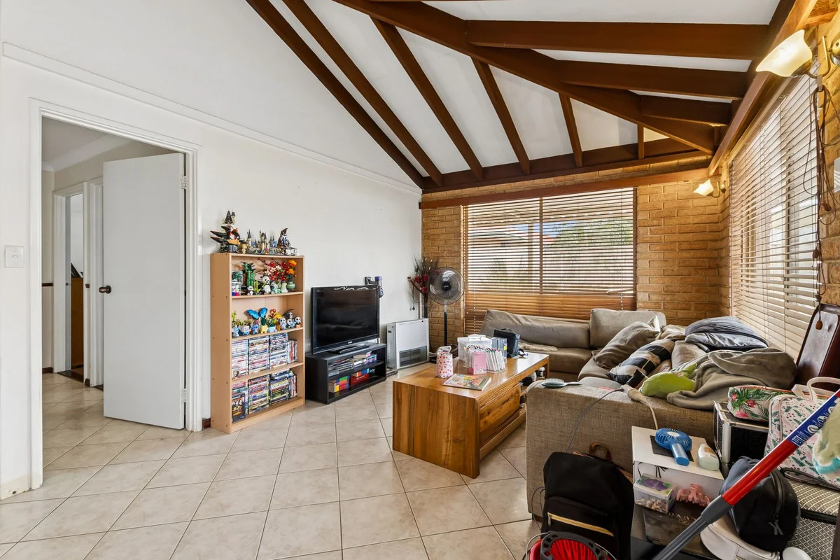 Additional image 4 of 11 Silver Place, Morley WA 6062