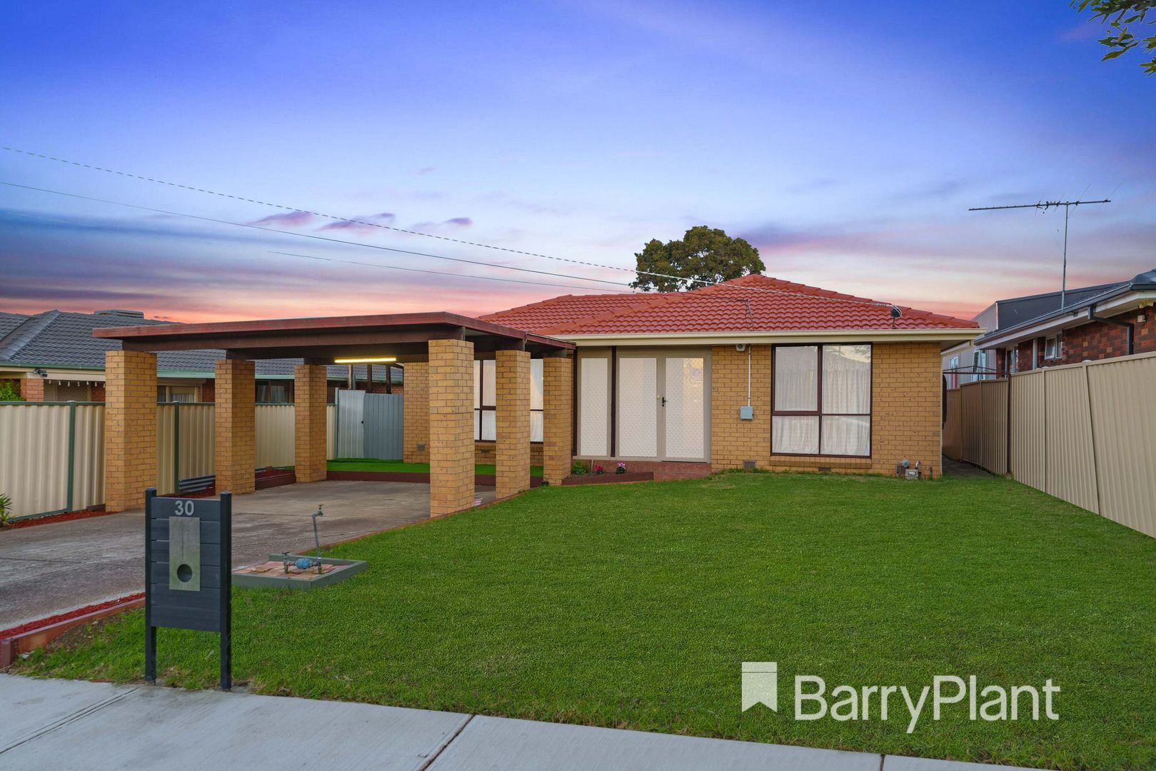 30 Tarlee Drive, Albanvale VIC 3021, Image 1