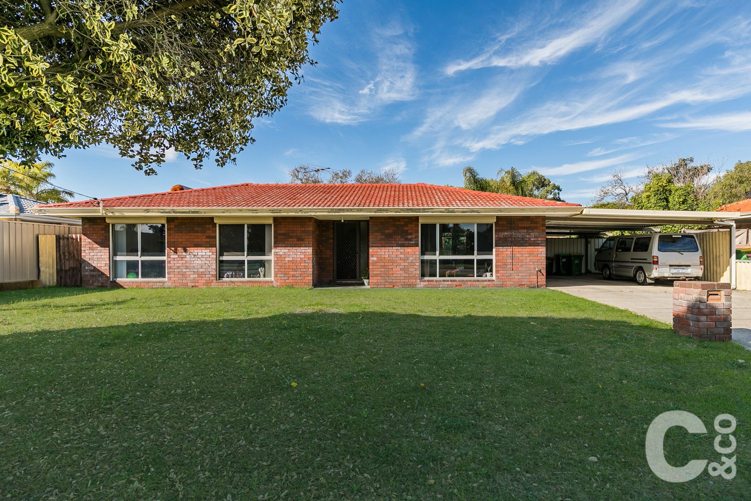 3 bedrooms House in 160 Currie Street WARNBRO WA, 6169