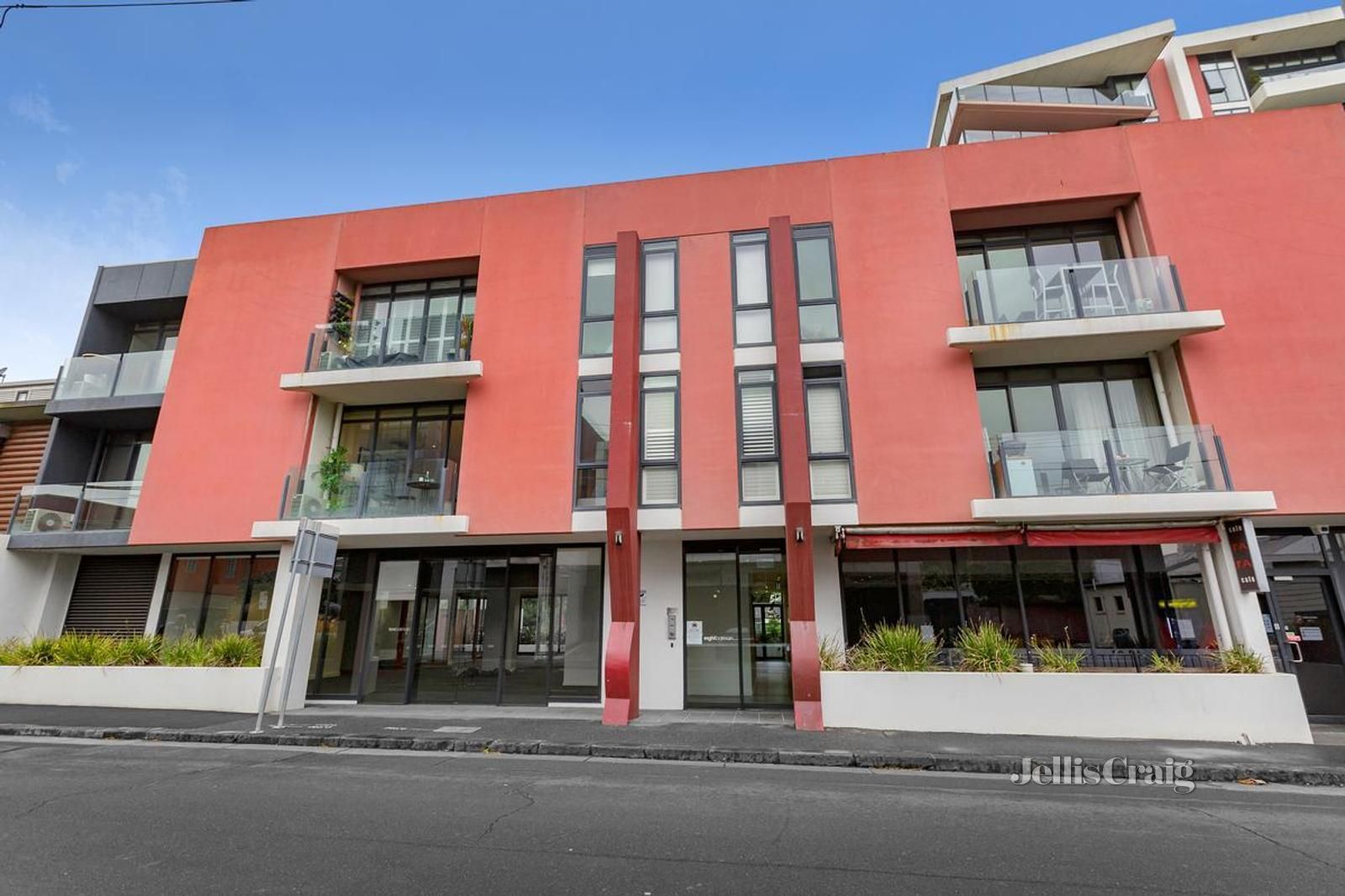 1 bedrooms Apartment / Unit / Flat in 208/8 Balmain Street RICHMOND VIC, 3121