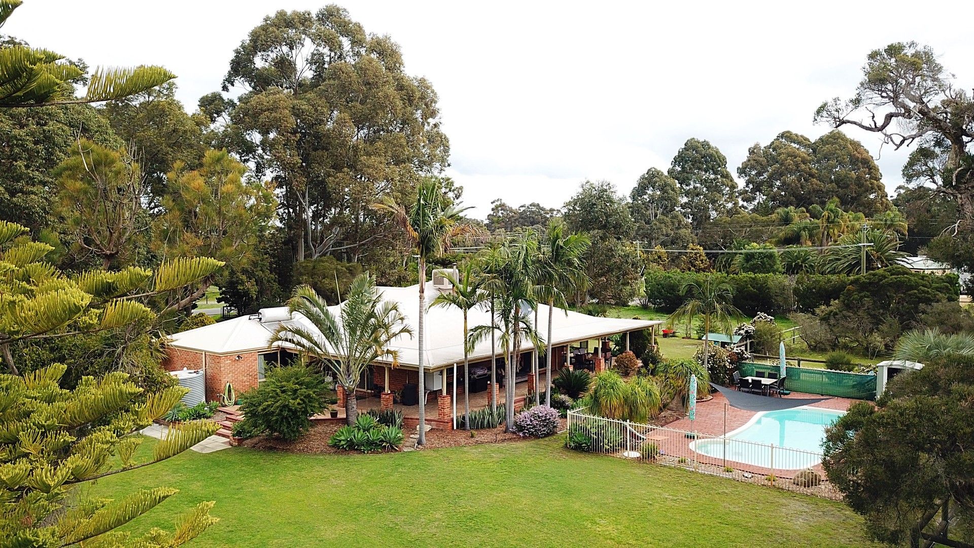 73 Arundel Dr, Wellard WA 6170, Image 0