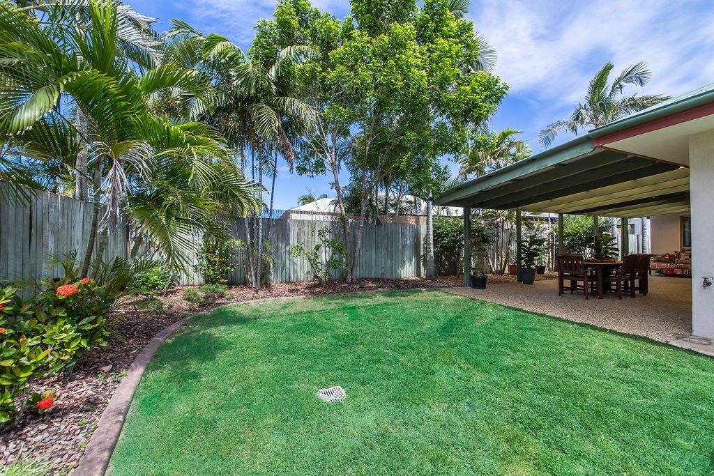 14 Fantail Place, Twin Waters QLD 4564, Image 0