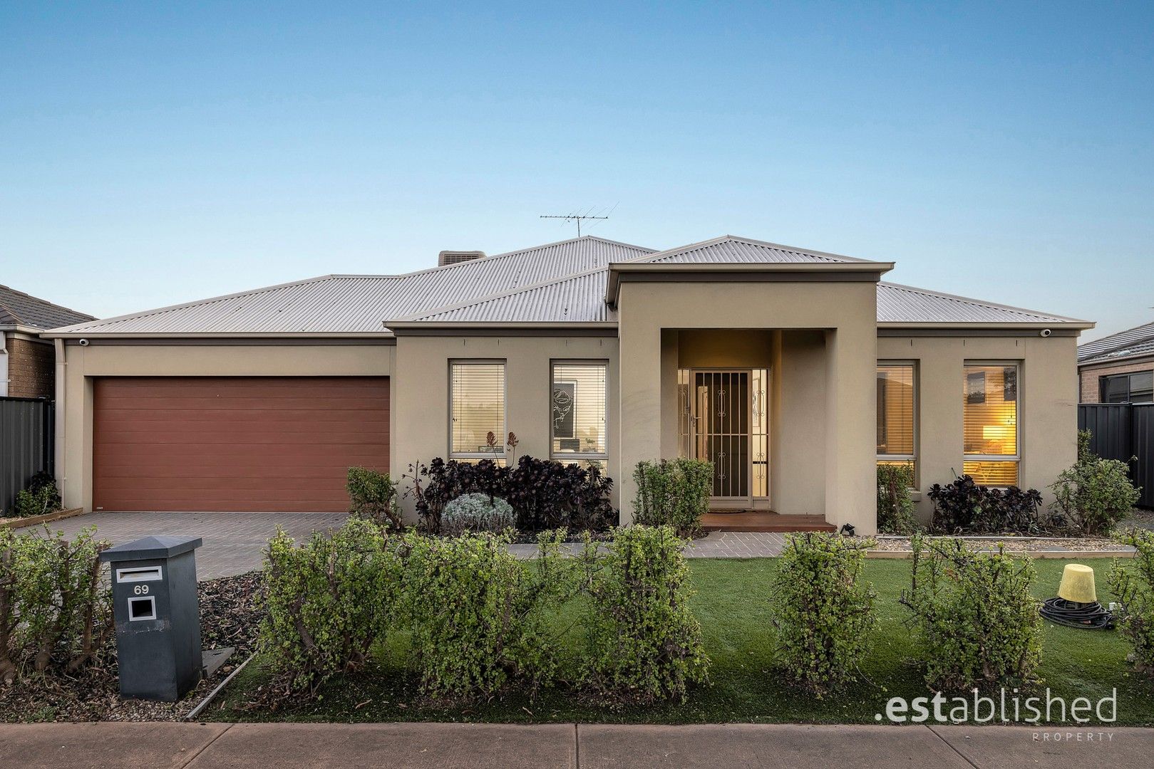 4 bedrooms House in 69 Miles Franklin Boulevard POINT COOK VIC, 3030