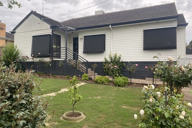 Picture of 7 Roncliffe Road, HIGHTON VIC 3216