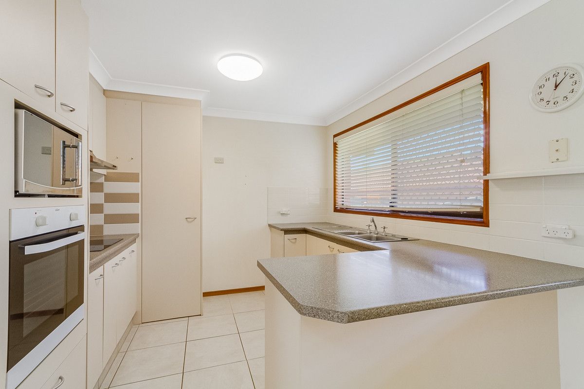 2/2 Gleneagles Place, Banora Point NSW 2486, Image 1