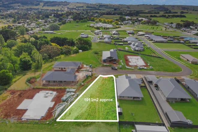 Picture of 34 Graham Crescent, CROOKWELL NSW 2583