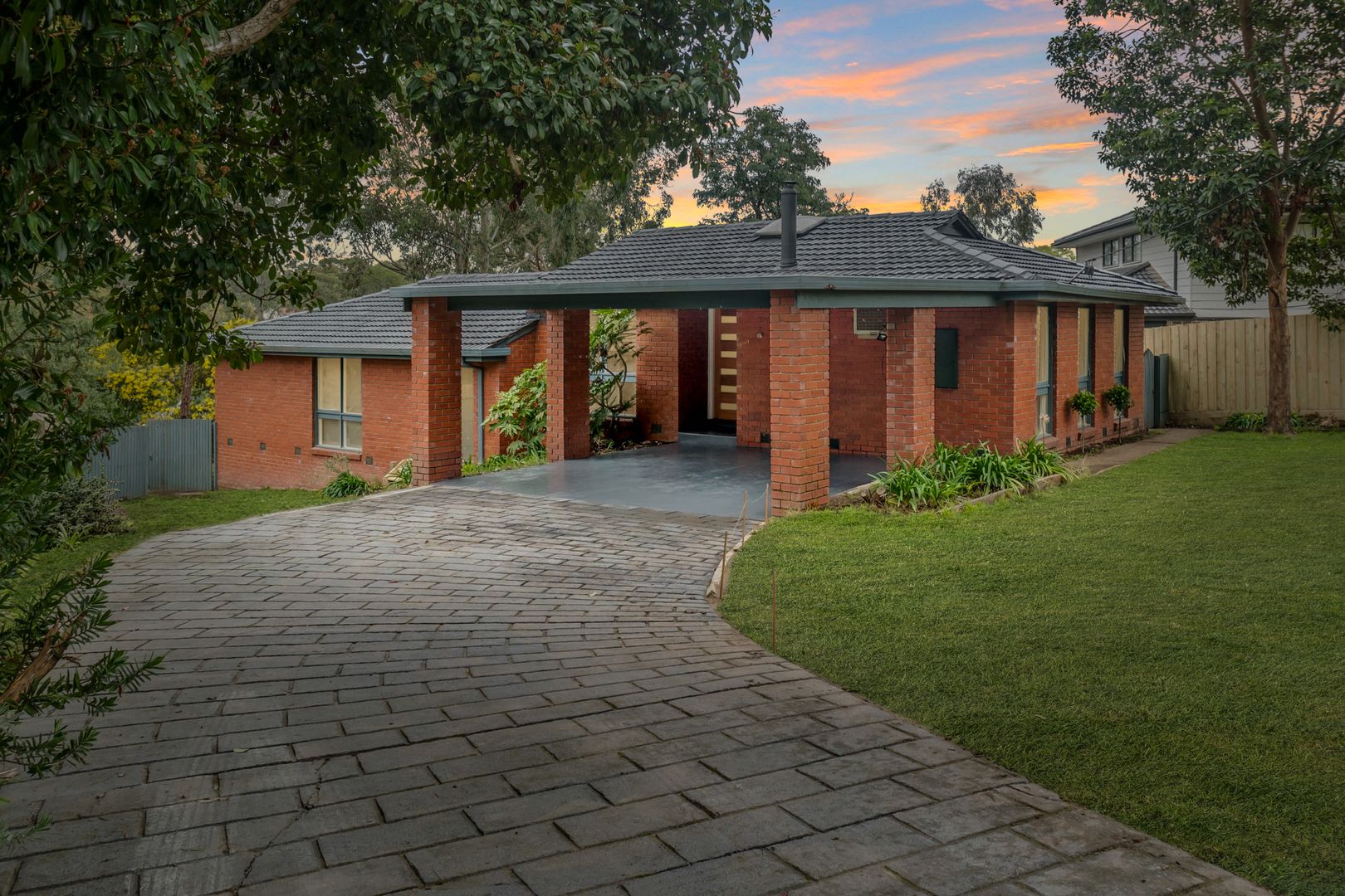 4 bedrooms House in 91 Montrose Road KILSYTH VIC, 3137