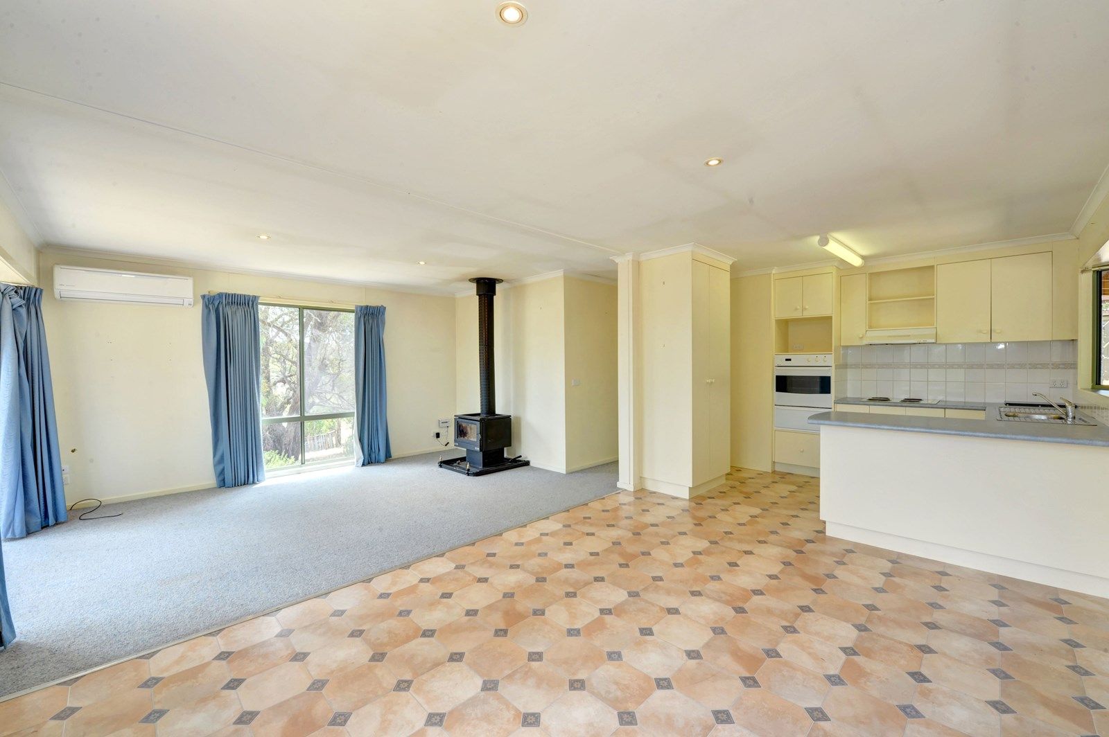 154 Kingfisher Drive, Lal Lal VIC 3352, Image 2