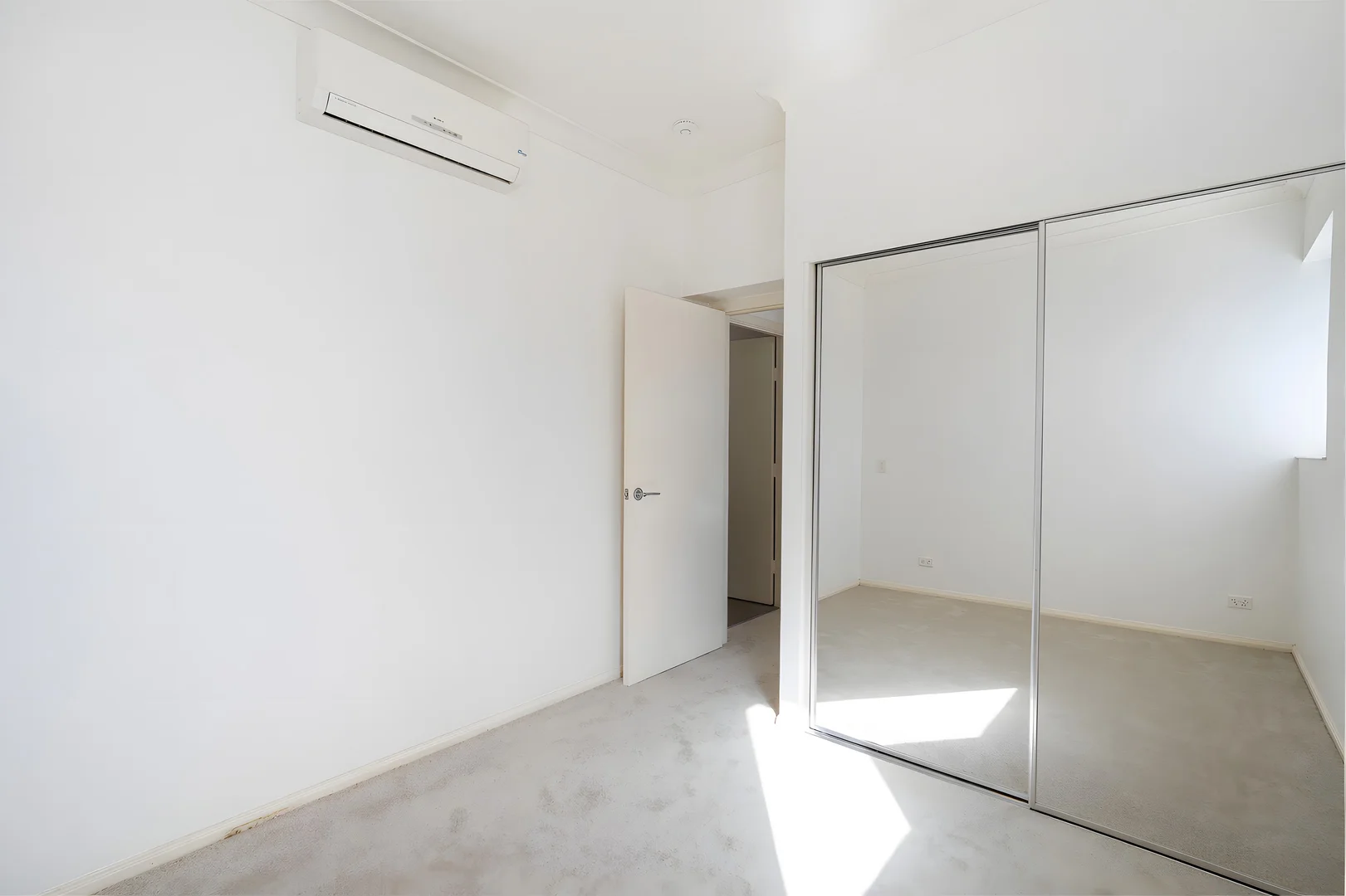 Additional image 5 of 18/5 Carey Lane, Southport QLD 4215