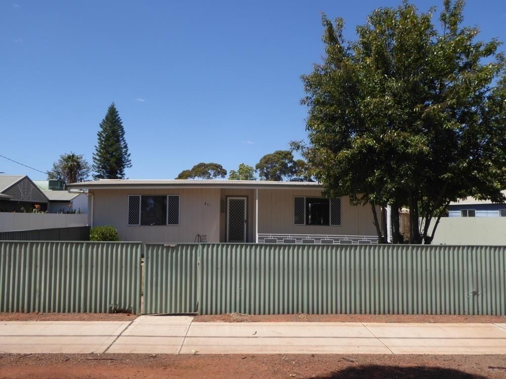 4 bedrooms House in 61A Hare Street LAMINGTON WA, 6430