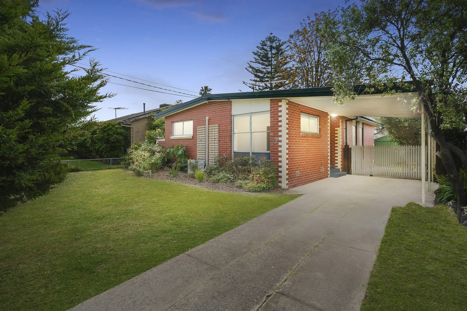 7 Spruce Court, Frankston North VIC 3200, Image 0