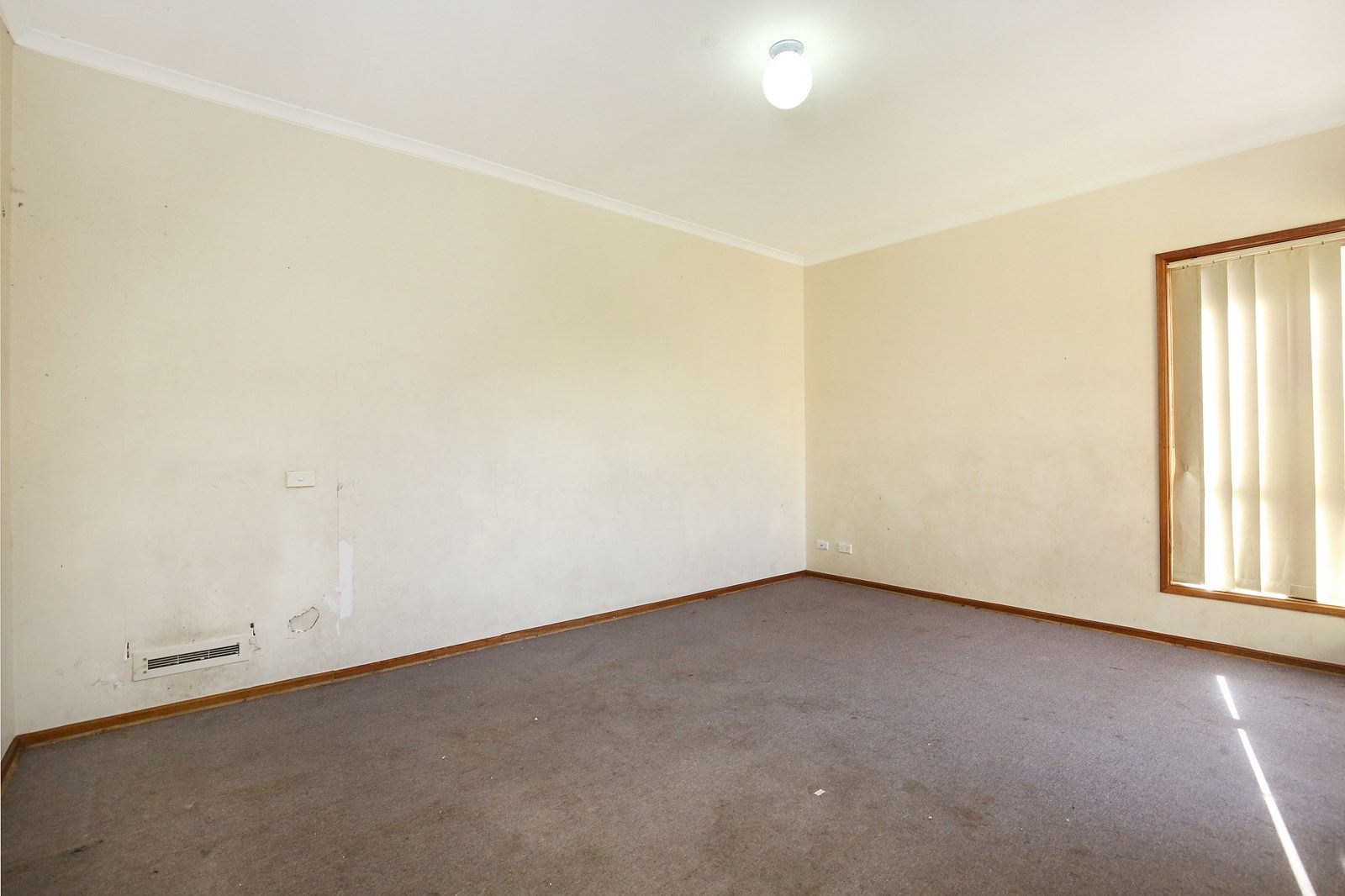 1/5 Oak Street, Preston VIC 3072, Image 2