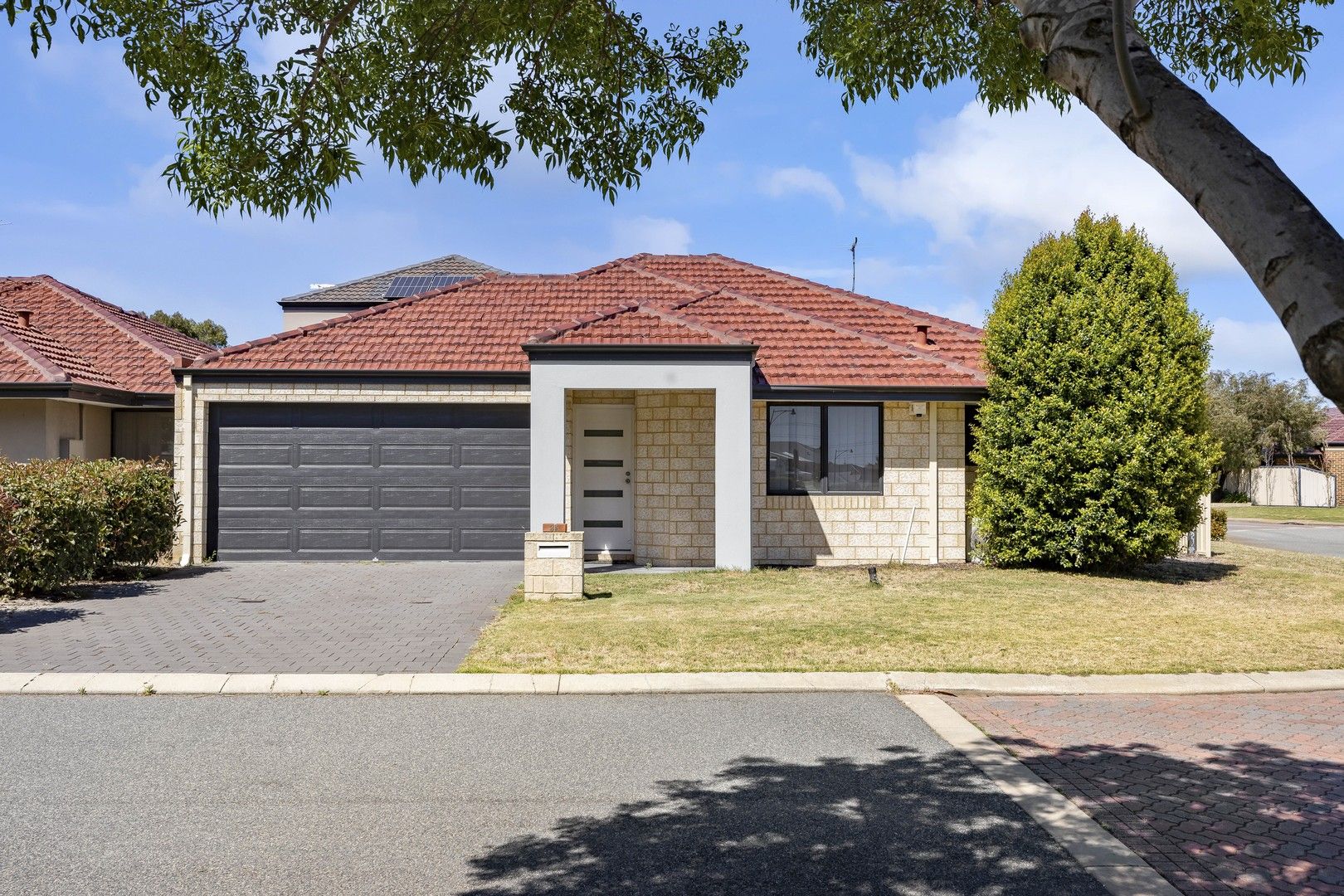 2A Butterfly Loop, Success WA 6164, Image 0