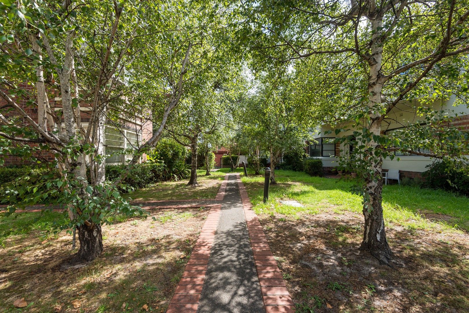 2 bedrooms Apartment / Unit / Flat in 6/249-251 Dandenong Road WINDSOR VIC, 3181