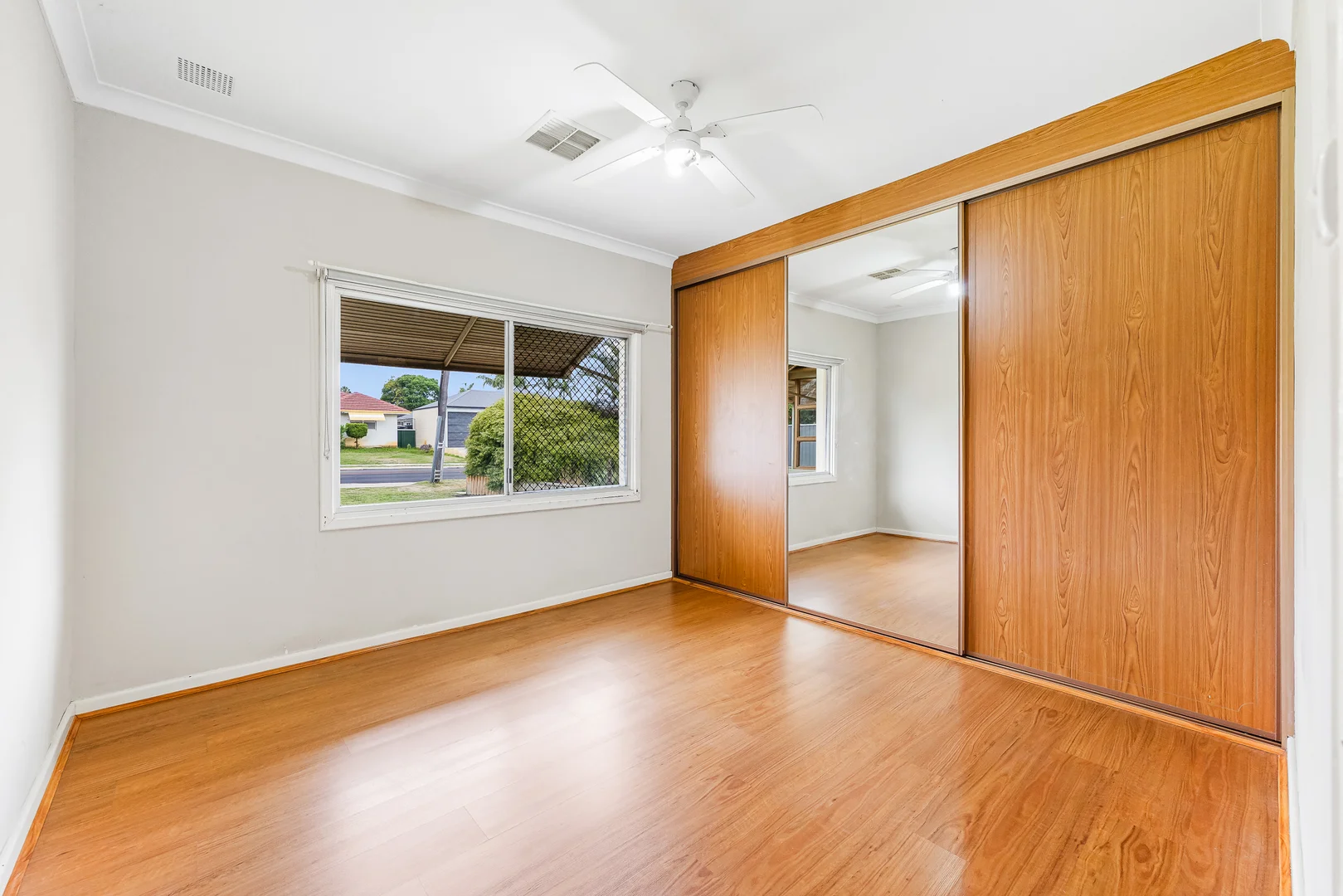 Additional image 21 of 203 Gabriel Street, Cloverdale WA 6105