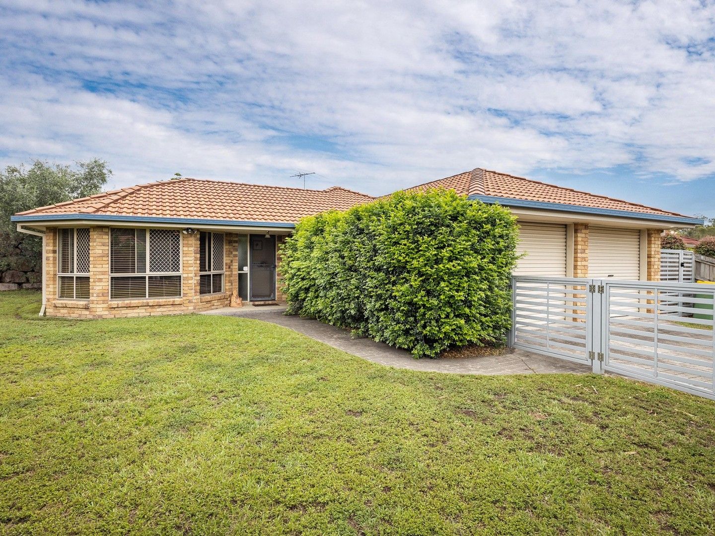 10 Coolgardie Court, Arana Hills QLD 4054, Image 0