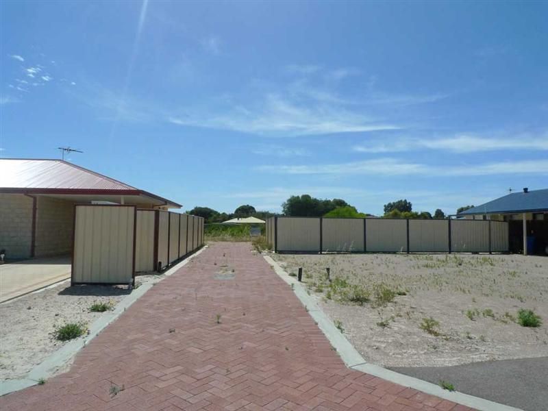 LOT 2/14 TREASURE ROAD, SINCLAIR WA 6450, Image 0