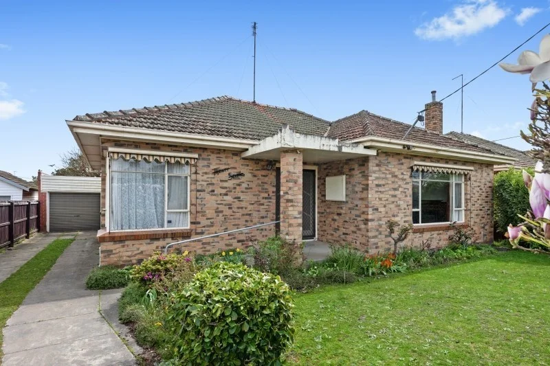 27 Shelley Street, Wendouree VIC 3355
