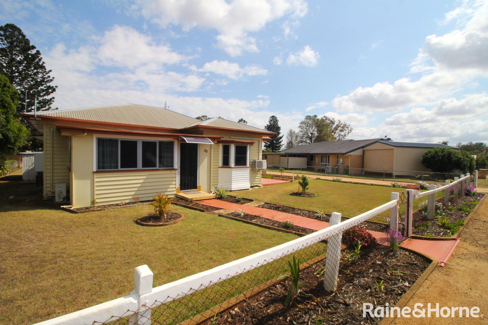 33 Hodge Street, Kingaroy QLD 4610