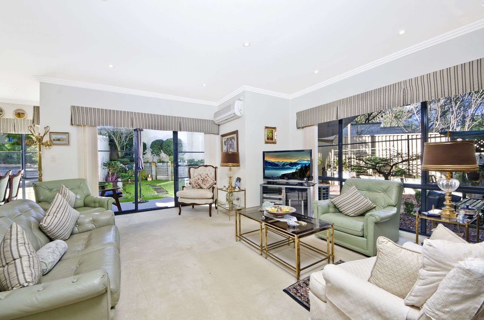 9/3 Christopher Street, Baulkham Hills NSW 2153, Image 2