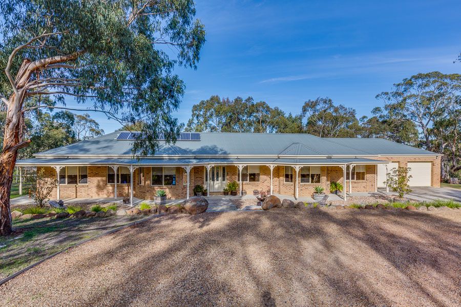 Sold 26 Hastings Road, Greendale VIC 3341 on 08 Aug 2016 2012855944