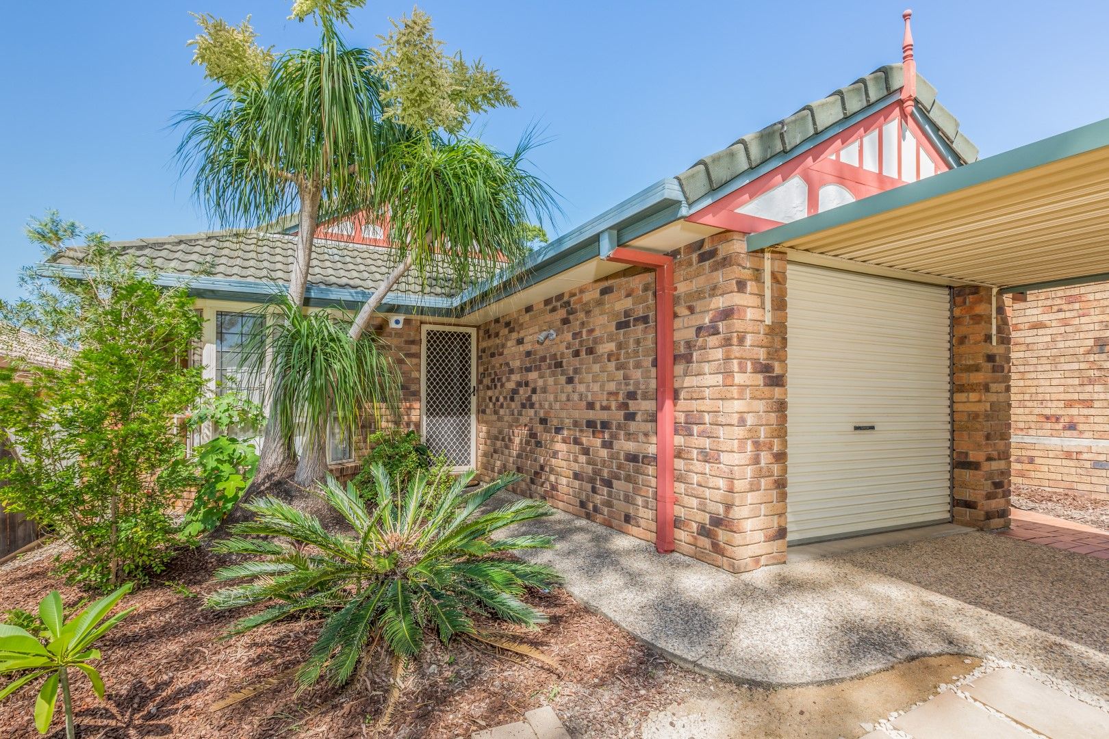 10 Ponderosa Place, Forest Lake QLD 4078