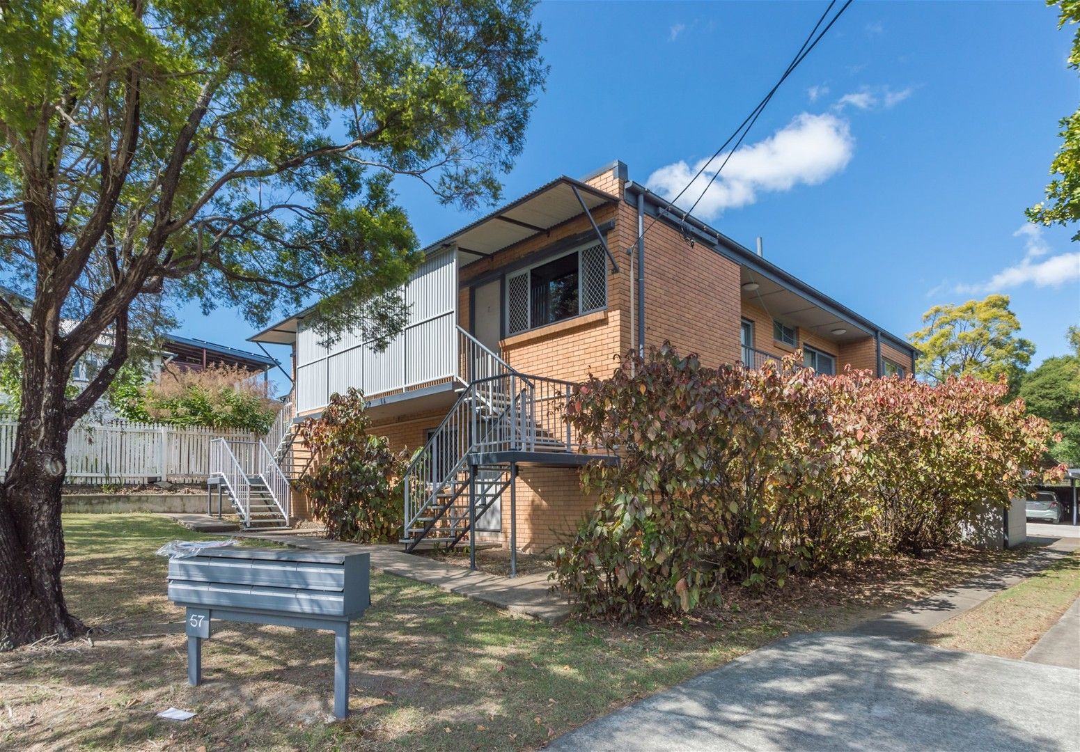1 bedrooms Apartment / Unit / Flat in 1/57 Bennetts Road CAMP HILL QLD, 4152