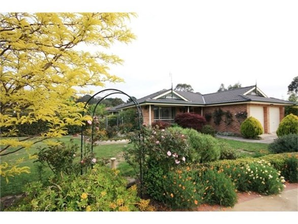 11 Forwood Crescent, Bundanoon NSW 2578