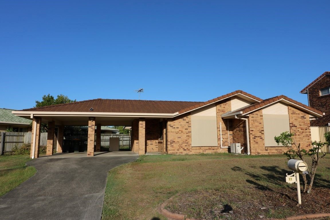 4 bedrooms House in 11 Allira Street CARSELDINE QLD, 4034