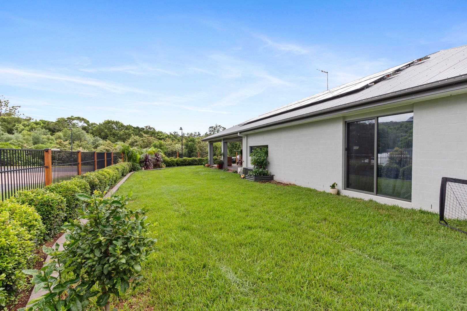 1 Xanadu Place, Mooloolah Valley QLD 4553, Image 2