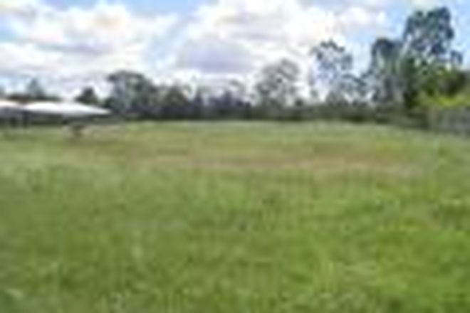 Picture of 10 Golf View Drive, BOYNE ISLAND QLD 4680