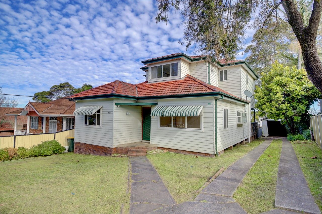 5 bedrooms House in 123 Remly Street ROSELANDS NSW, 2196