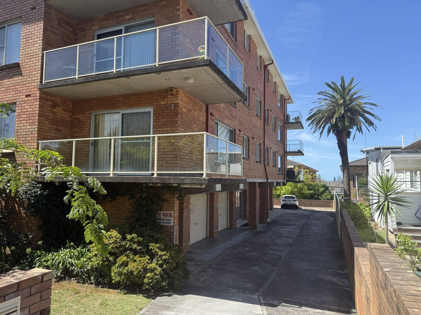 2 bedrooms Apartment / Unit / Flat in 1/8 Bayview Avenue THE ENTRANCE NSW, 2261