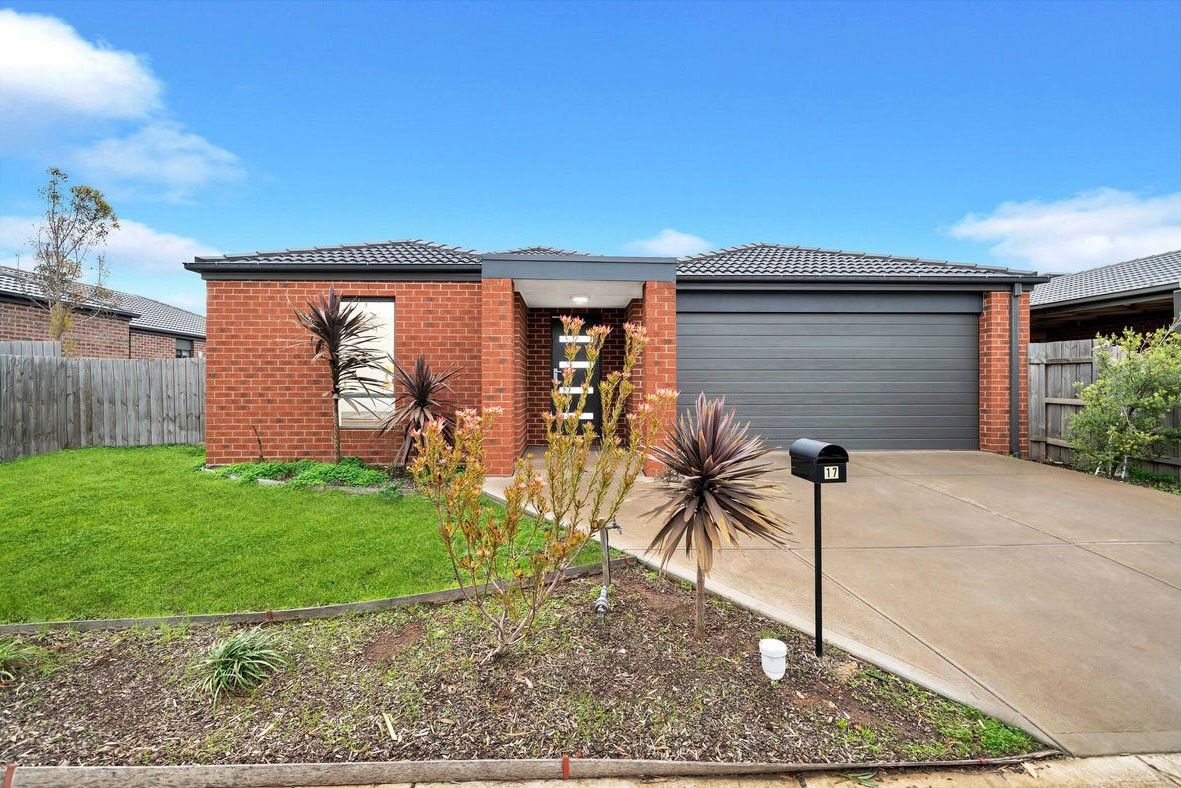4 bedrooms House in 17 Horseman Drive MELTON SOUTH VIC, 3338