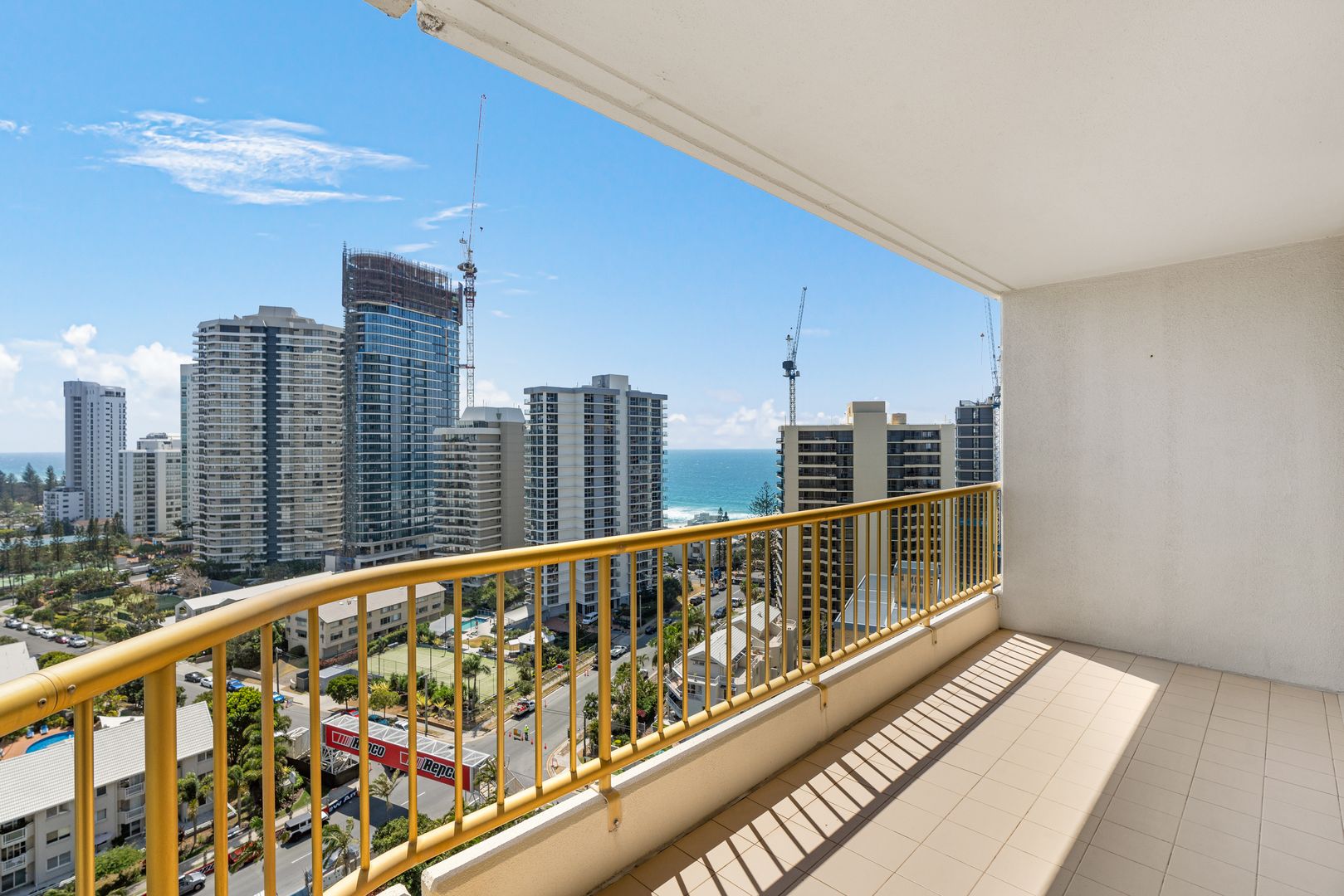 162/1 Serisier Avenue, Main Beach QLD 4217, Image 1