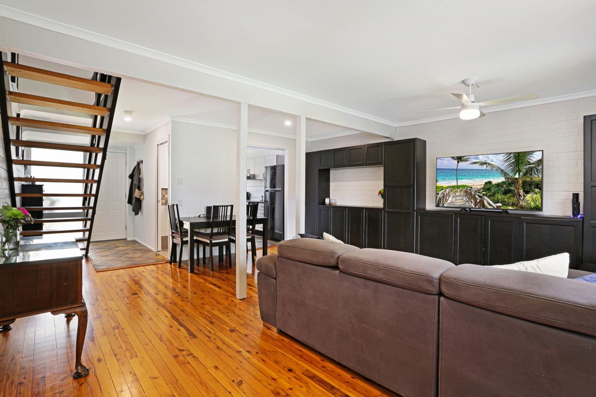 9/15 Brushbox Place, Bradbury NSW 2560, Image 2