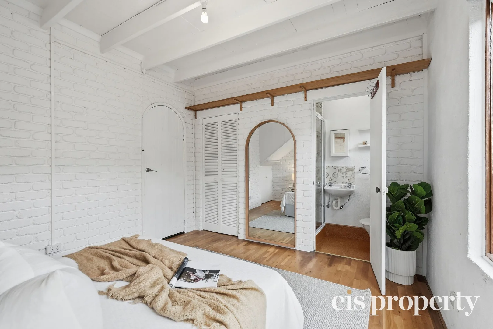 Additional image 13 of 3/4 Boa Vista Road, New Town TAS 7008