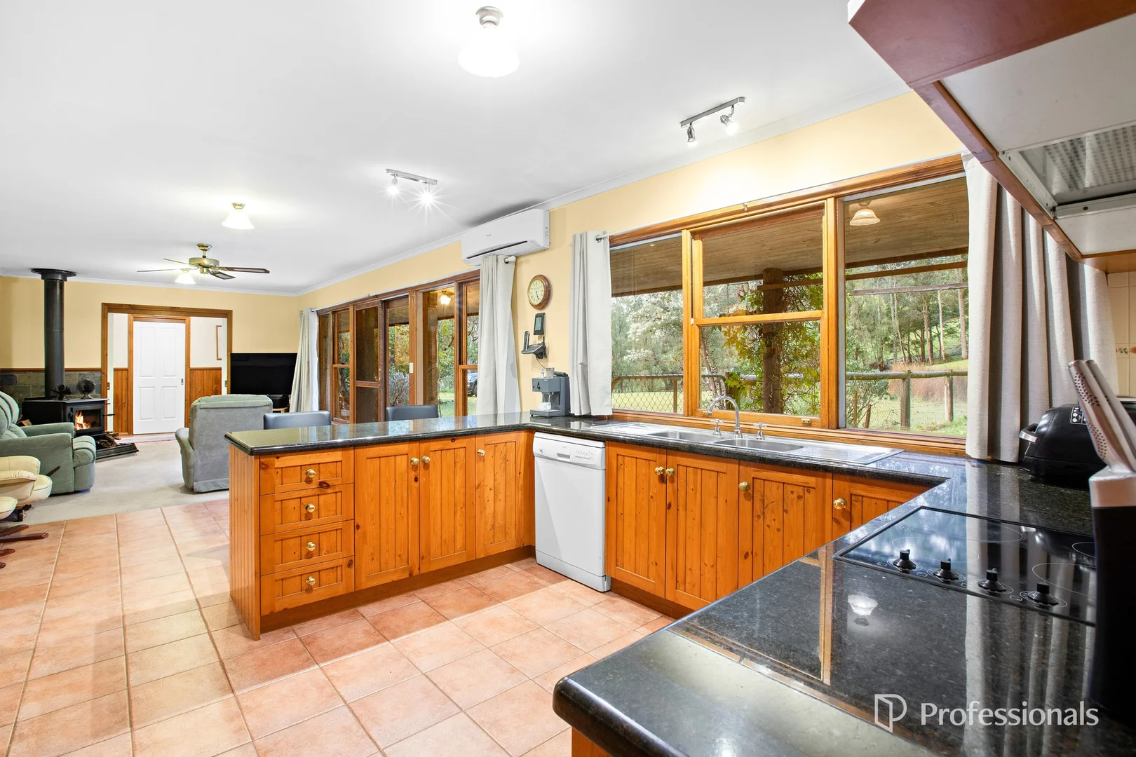 Additional image 6 of 1609 Don Road, Don Valley VIC 3139